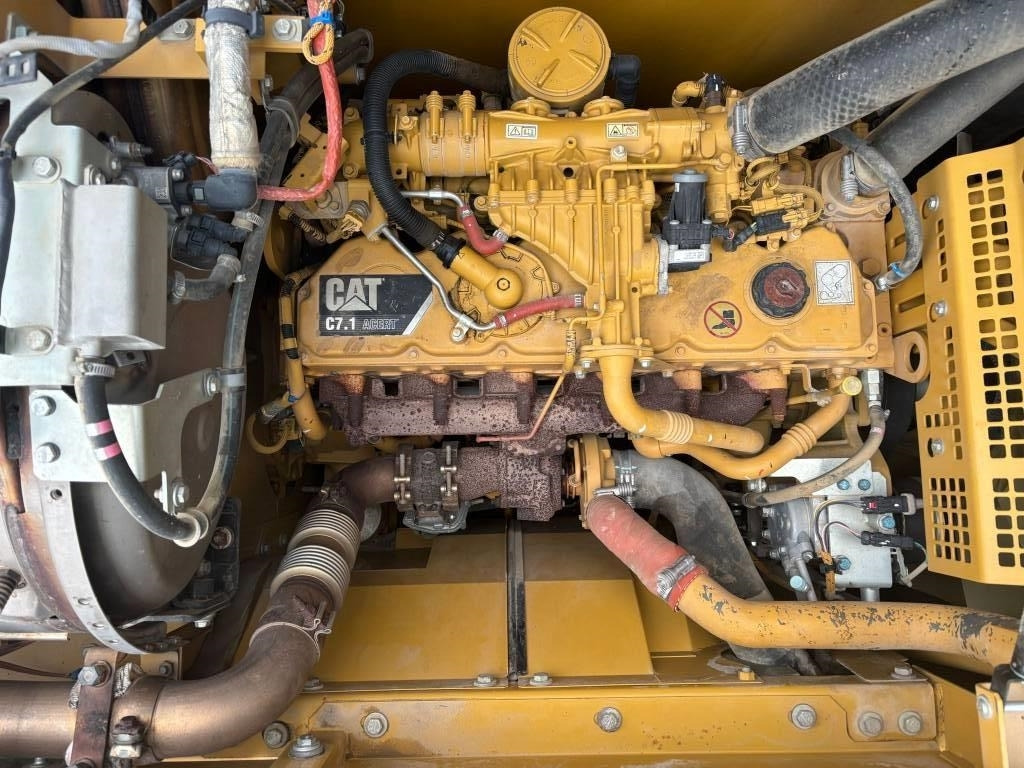 CAT 323 F L  leasing CAT 323 F L: picture 14