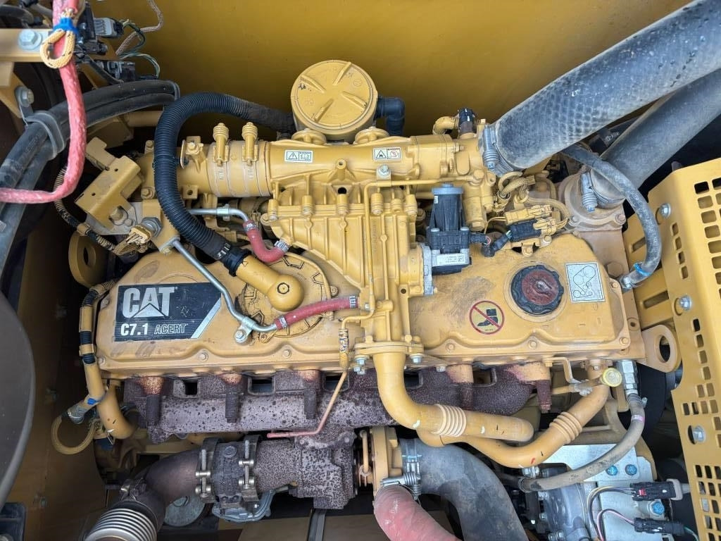 CAT 323 F L  leasing CAT 323 F L: picture 15