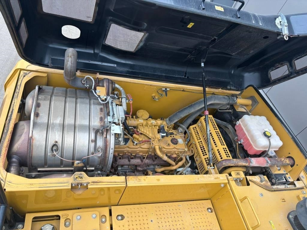 CAT 323 F L  leasing CAT 323 F L: picture 16