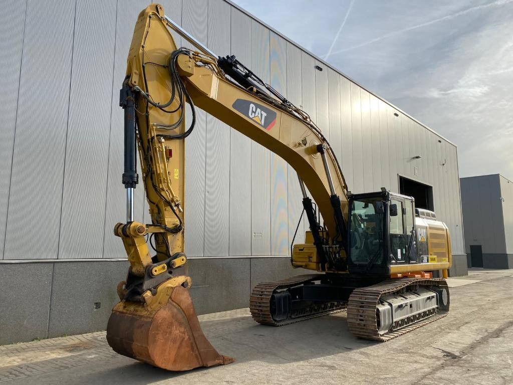 CAT 336F L XE (New Undercarriage) - Crawler excavator: picture 2 CAT 336F L XE (New Undercarriage) - Crawler excavator: picture 2