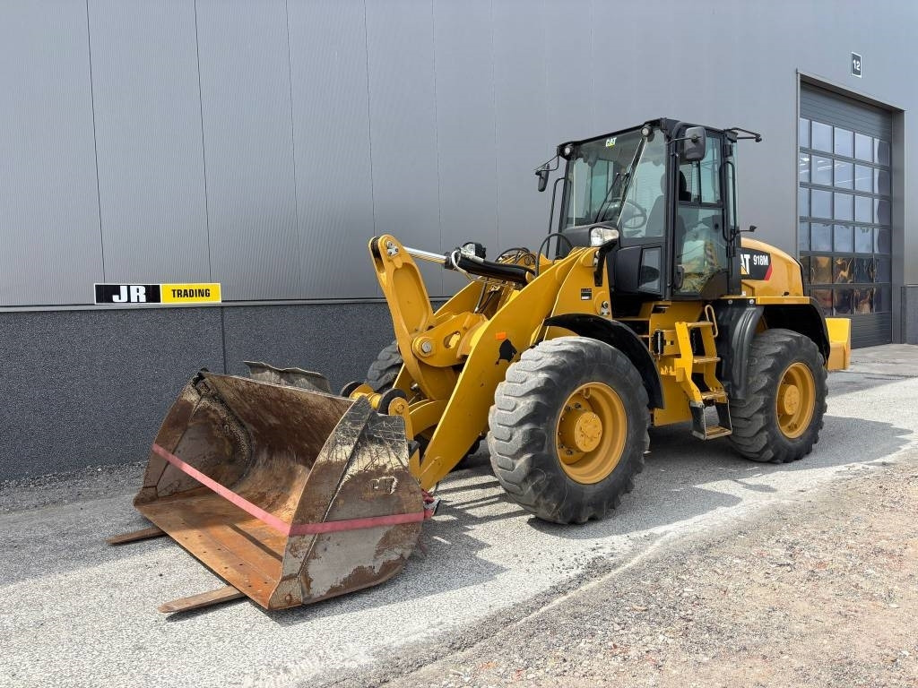 CAT 918 M - Wheel loader: picture 2 CAT 918 M - Wheel loader: picture 2
