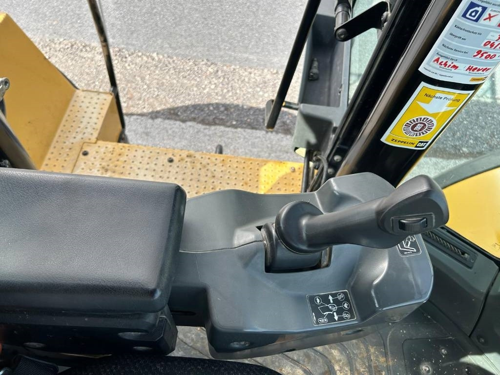Wheel loader CAT 980 M: picture 16