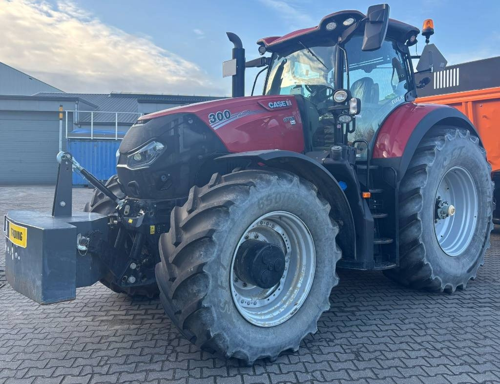 Case IH OPTUM 300 CVX - Farm tractor: picture 1 Case IH OPTUM 300 CVX - Farm tractor: picture 1