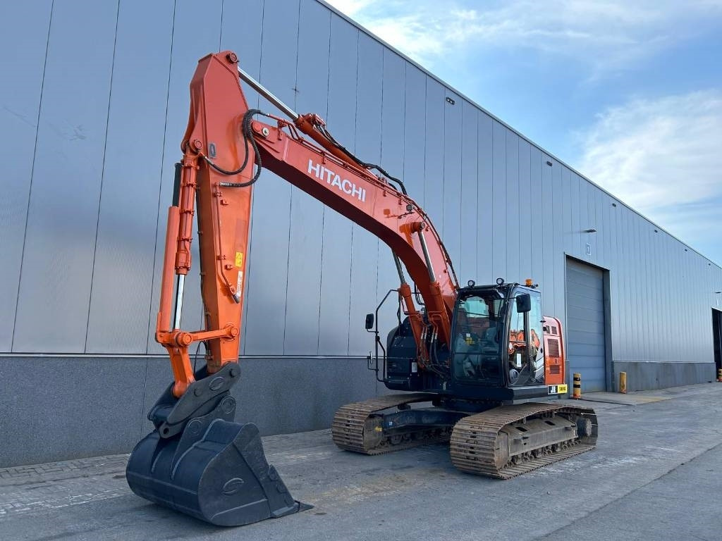 Hitachi ZX 225 US LC-6 - Crawler excavator: picture 2 Hitachi ZX 225 US LC-6 - Crawler excavator: picture 2