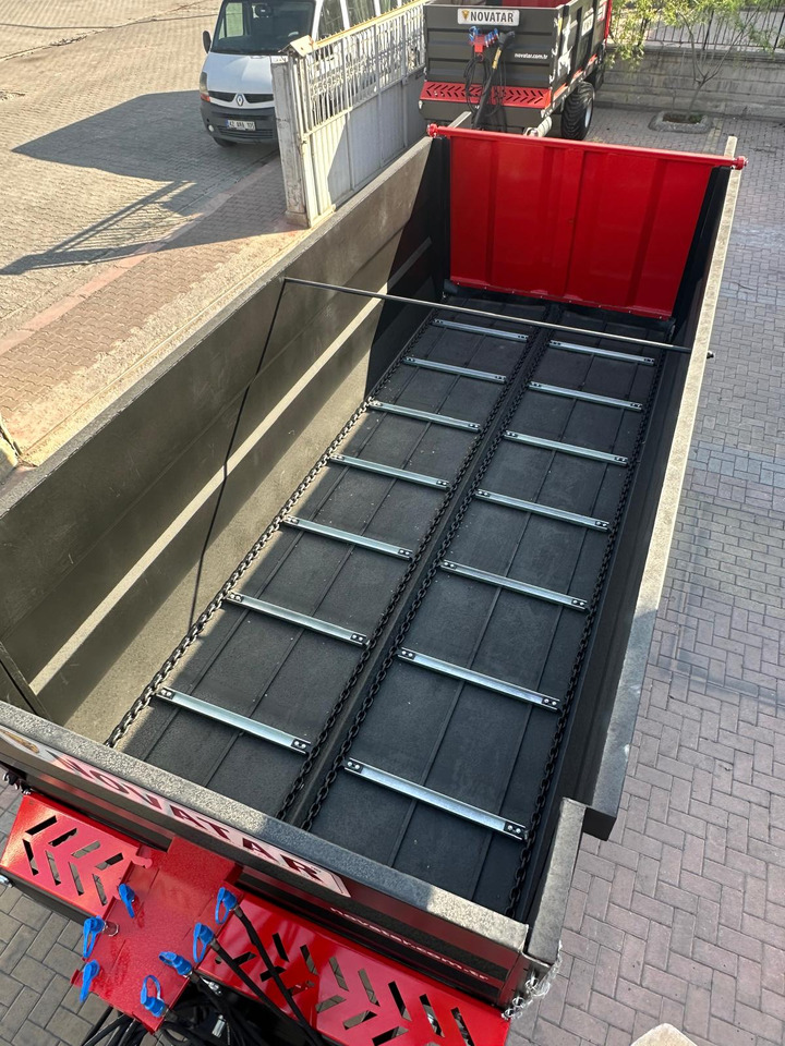 Novatar Manure Spreader Trailer 10 M3 - Manure spreader: picture 3 Novatar Manure Spreader Trailer 10 M3 - Manure spreader: picture 3