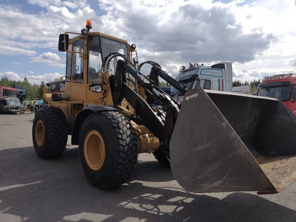 CAT IT18 F Hieno kone, pikakiinike,lisähydr. - Wheel loader: picture 3 CAT IT18 F Hieno kone, pikakiinike,lisähydr. - Wheel loader: picture 3