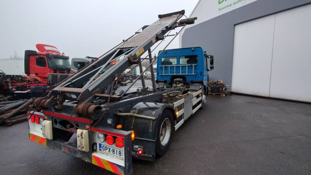 Mercedes-Benz Atego 1224 multilift vaijeri laite,euro6 250tkm!! - Skip loader truck: picture 3 Mercedes-Benz Atego 1224 multilift vaijeri laite,euro6 250tkm!! - Skip loader truck: picture 3