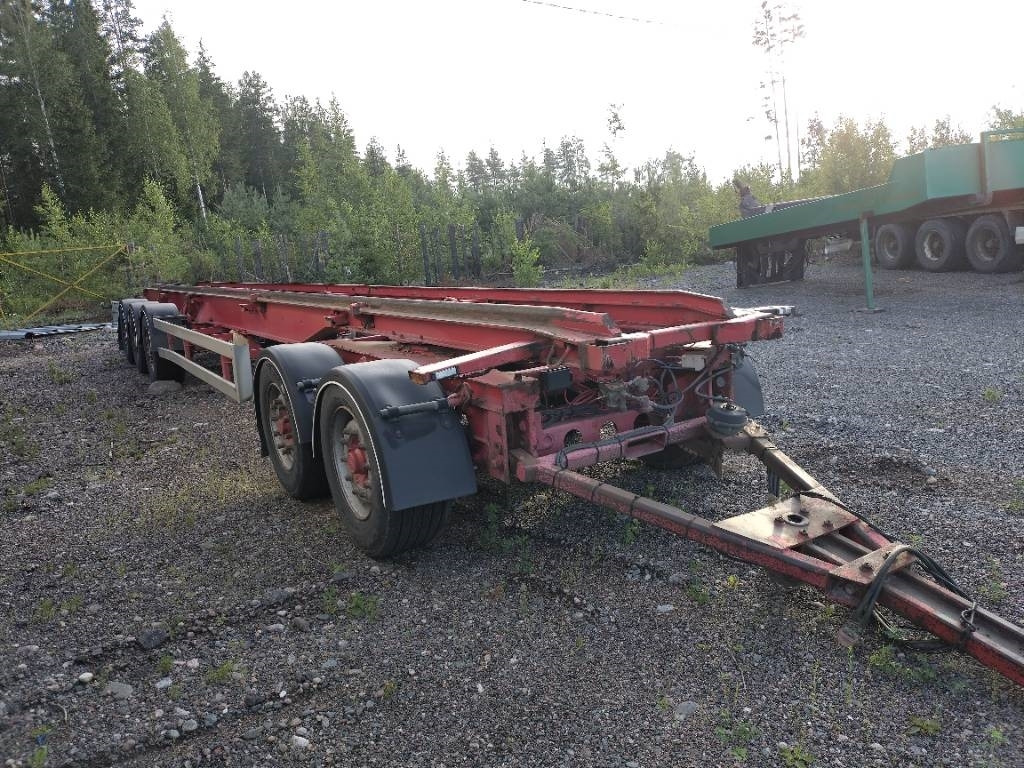 Närko 5 aks. Vaihtolavaunu levyjarrut - Roll-off/ Skip trailer: picture 1 Närko 5 aks. Vaihtolavaunu levyjarrut - Roll-off/ Skip trailer: picture 1