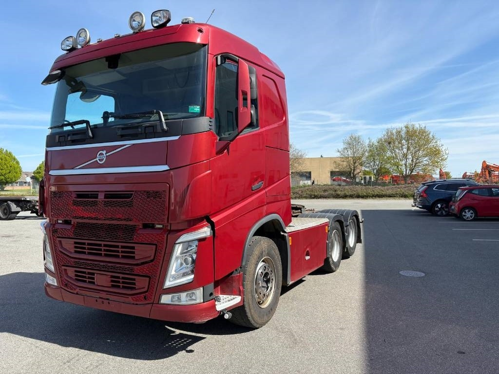 Volvo FH13 540 6x4 Hydrauliikka,nouseva teliveto - Tractor unit: picture 1 Volvo FH13 540 6x4 Hydrauliikka,nouseva teliveto - Tractor unit: picture 1
