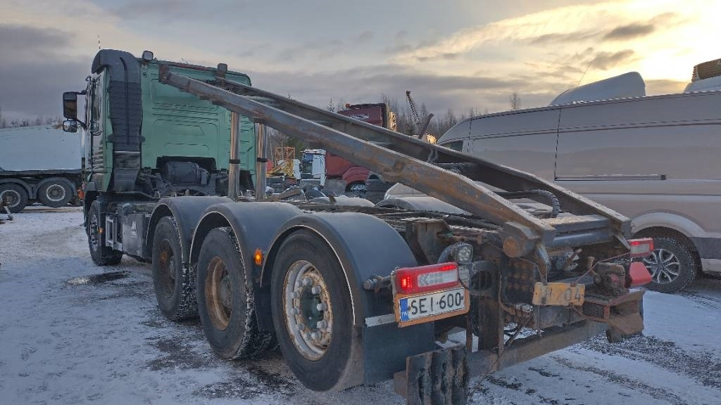 Volvo FH16 8x4 kippaavat konttilaitteet - Tipper: picture 4 Volvo FH16 8x4 kippaavat konttilaitteet - Tipper: picture 4