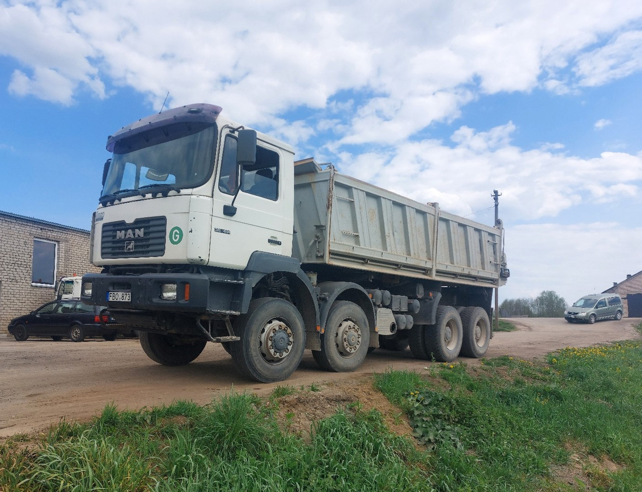 MAN 35.414 8X6 - Tipper: picture 2 MAN 35.414 8X6 - Tipper: picture 2
