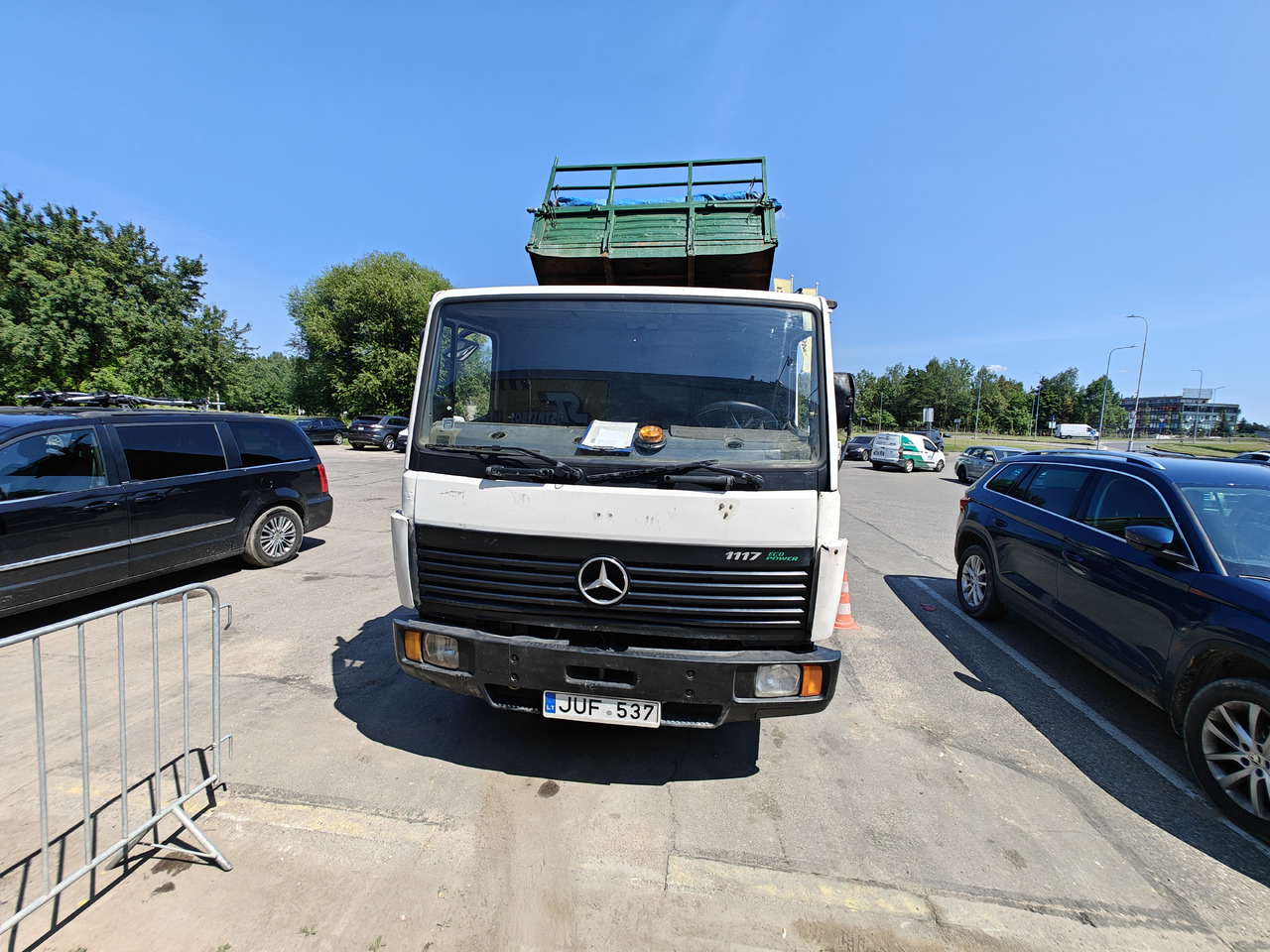 MERCEDES-BENZ 1117 - Tipper: picture 3 MERCEDES-BENZ 1117 - Tipper: picture 3