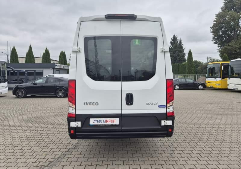 Iveco A60C15 / SPROWADZONE / EURO 6 / 39 000 KM - Minibus, Passenger van: picture 5 Iveco A60C15 / SPROWADZONE / EURO 6 / 39 000 KM - Minibus, Passenger van: picture 5