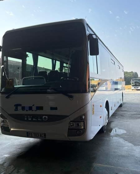 Iveco CROSSWAY/ SPROWADZONY / 180 000 KM / MANUAL - Suburban bus: picture 3 Iveco CROSSWAY/ SPROWADZONY / 180 000 KM / MANUAL - Suburban bus: picture 3