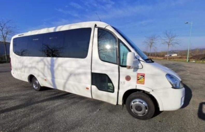 Iveco SUNSET / SPROWADZONE / 23 MIEJSCA / 170 000 KM - Coach: picture 3 Iveco SUNSET / SPROWADZONE / 23 MIEJSCA / 170 000 KM - Coach: picture 3
