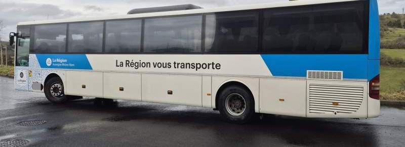 Mercedes-Benz INTOURO/ SPROWADZONE / MANUAL / ROZKŁADANE FOTELE - Suburban bus: picture 4 Mercedes-Benz INTOURO/ SPROWADZONE / MANUAL / ROZKŁADANE FOTELE - Suburban bus: picture 4