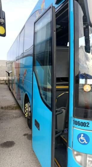 Mercedes-Benz TOURISMO M2 / SPROWADZONY / MANUAL / EURO 5 - Coach: picture 2 Mercedes-Benz TOURISMO M2 / SPROWADZONY / MANUAL / EURO 5 - Coach: picture 2