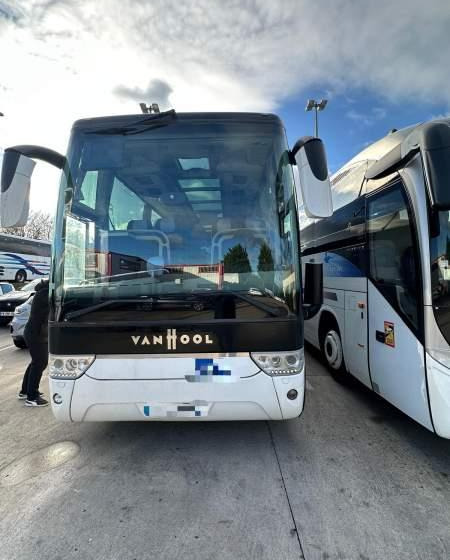 VanHool TX15 ACRON / SPROWADZONY / MANUAL / PANORAMA DACH - Coach: picture 3 VanHool TX15 ACRON / SPROWADZONY / MANUAL / PANORAMA DACH - Coach: picture 3