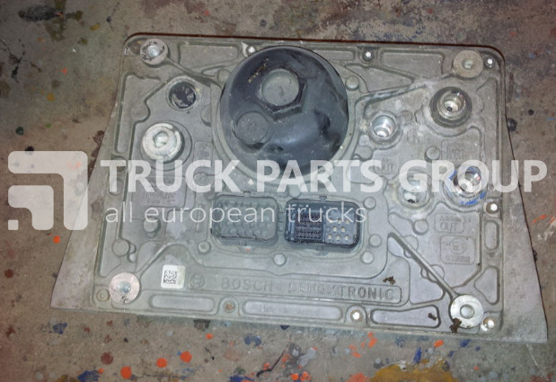 DAF 1005XF AD BLUE doser, AD blue unit, EAS 1, EAS 2 BOSCH 044401000 AdBlue tank - Muffler/ Exhaust system for Truck: picture 1 DAF 1005XF AD BLUE doser, AD blue unit, EAS 1, EAS 2 BOSCH 044401000 AdBlue tank - Muffler/ Exhaust system for Truck: picture 1