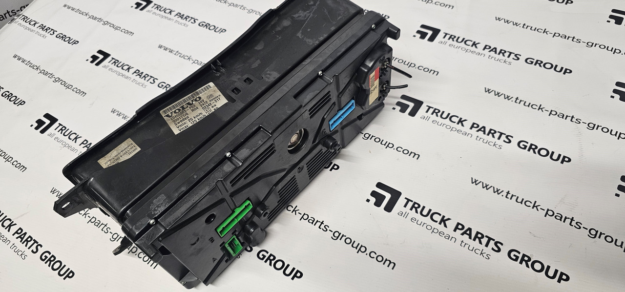 VOLVO FH12, combination kit, instrument panel, dashboard 20739274 - Dashboard for Truck: picture 2 VOLVO FH12, combination kit, instrument panel, dashboard 20739274 - Dashboard for Truck: picture 2