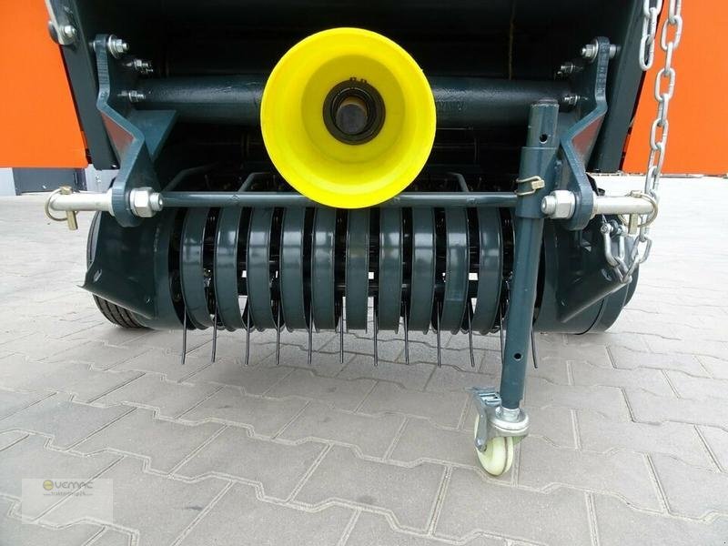 Vemac Mini Presse Rundballenpresse NEU - Round baler: picture 5 Vemac Mini Presse Rundballenpresse NEU - Round baler: picture 5