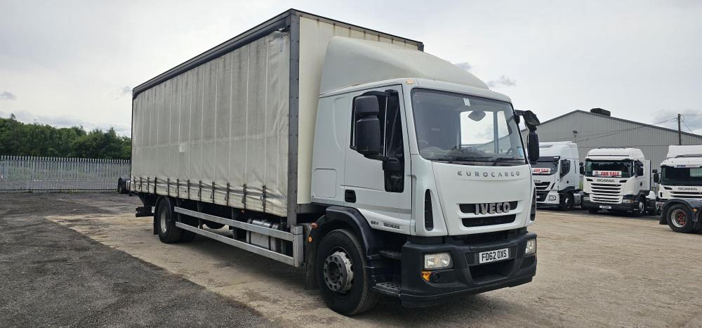 Iveco 18 ton curtain tail lift - Curtain side truck: picture 1 Iveco 18 ton curtain tail lift - Curtain side truck: picture 1