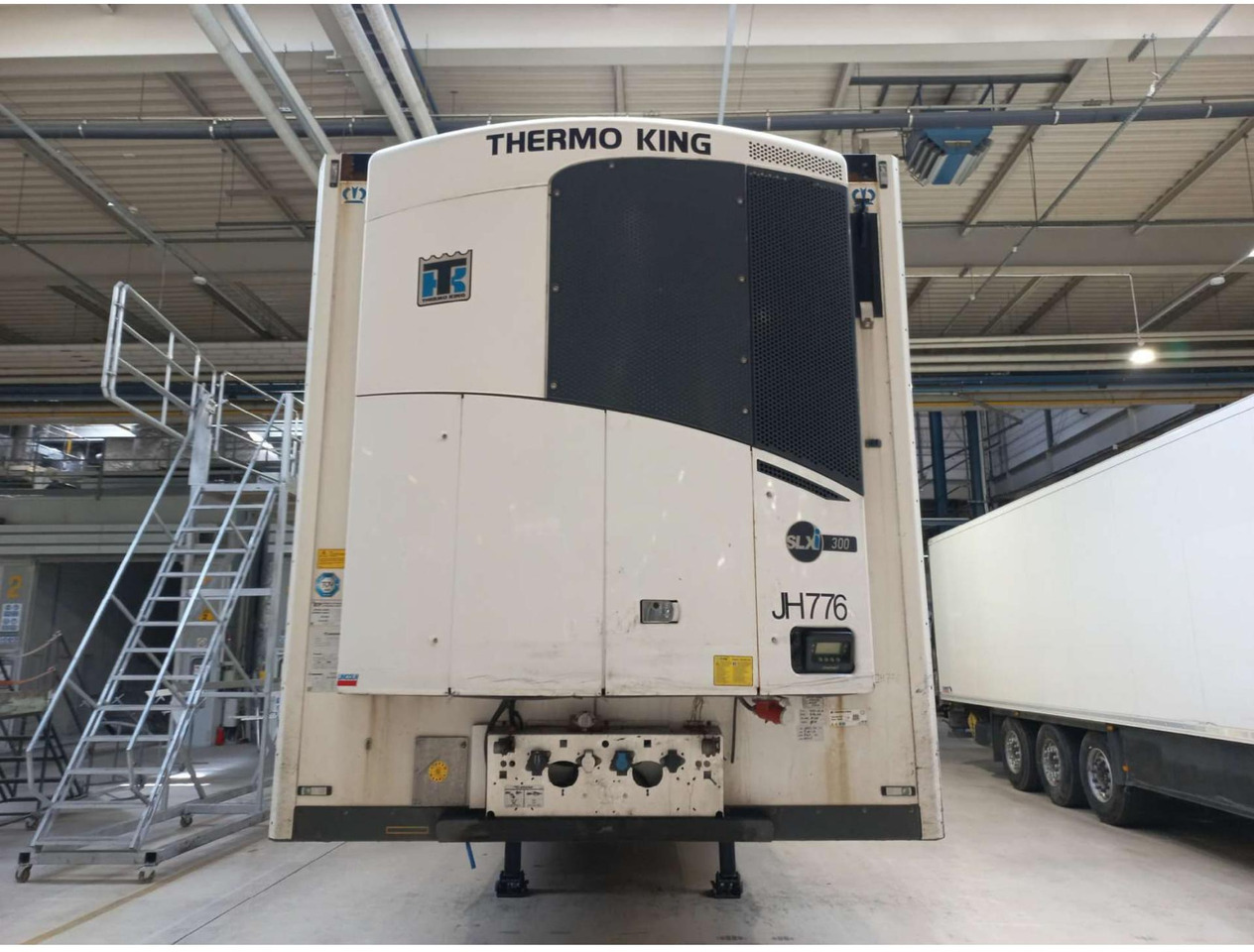 2018 Krone Double Deck Cool Liner FP 45 ThermoKing SLXi 300 - Refrigerator semi-trailer: picture 3 2018 Krone Double Deck Cool Liner FP 45 ThermoKing SLXi 300 - Refrigerator semi-trailer: picture 3