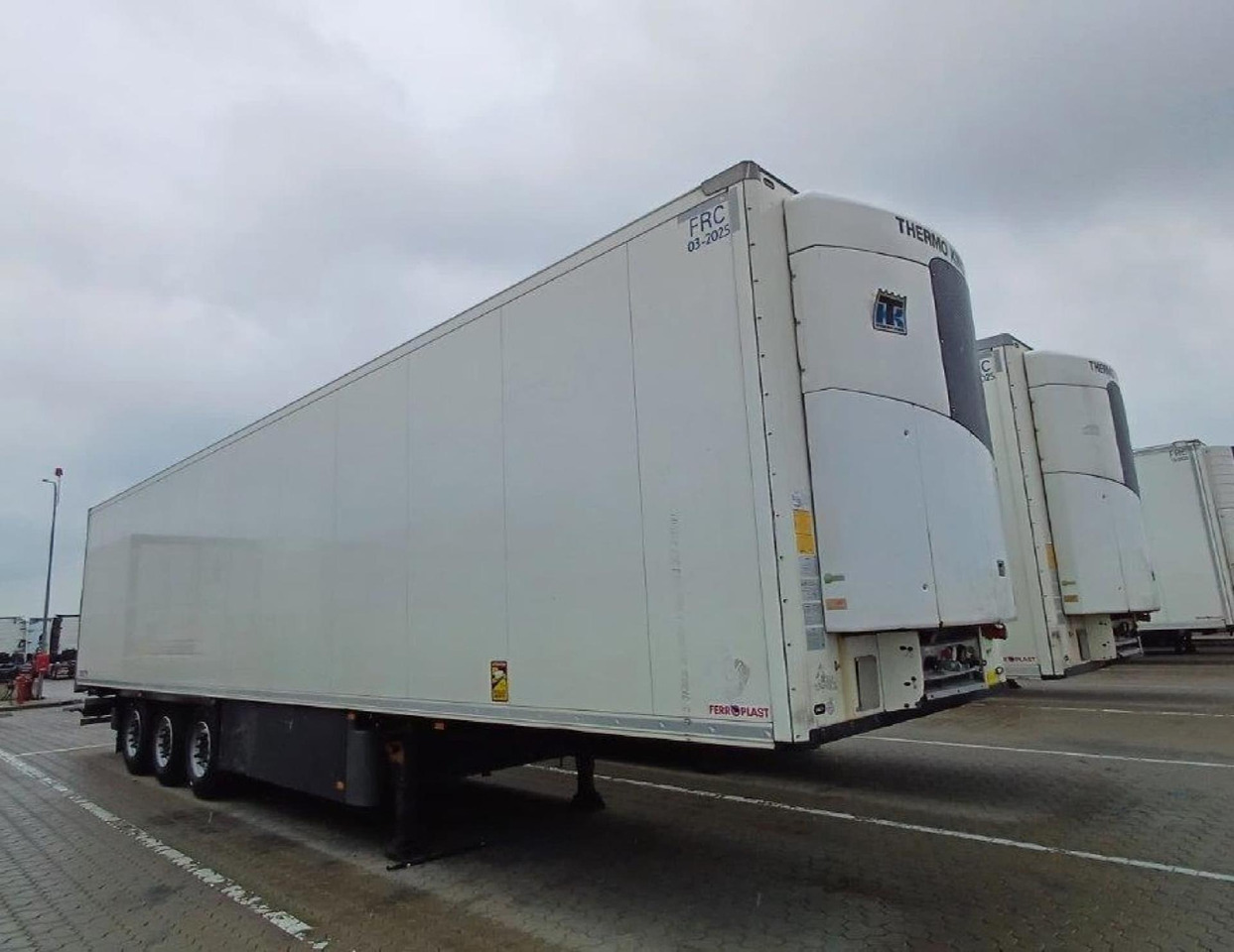 2019 Schmitz Cargobull SKO Double Deck FP 60 ThermoKing SLXi 300 - Refrigerator semi-trailer: picture 4 2019 Schmitz Cargobull SKO Double Deck FP 60 ThermoKing SLXi 300 - Refrigerator semi-trailer: picture 4