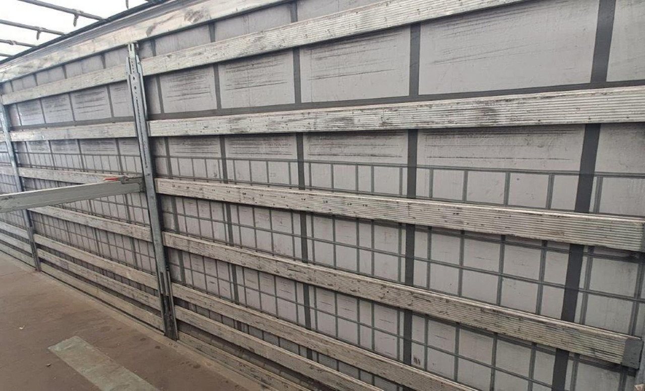 2021 Schmitz Cargobull SCS24/L Varios - Curtainsider semi-trailer: picture 2 2021 Schmitz Cargobull SCS24/L Varios - Curtainsider semi-trailer: picture 2