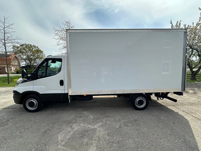 Iveco Daily 35S16 / 160 PK / LAADKLEP / AIRCO / NIEUWE VOORBANDEN / NIEUWE APK! - Closed box van: picture 5 Iveco Daily 35S16 / 160 PK / LAADKLEP / AIRCO / NIEUWE VOORBANDEN / NIEUWE APK! - Closed box van: picture 5