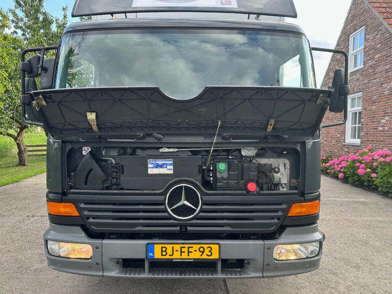 Mercedes-Benz Atego 815 / NL TRUCK / EURO 2 / BOX + LIFT / LOW KM / GOOD CONDITION / 7,5t - Box truck: picture 3 Mercedes-Benz Atego 815 / NL TRUCK / EURO 2 / BOX + LIFT / LOW KM / GOOD CONDITION / 7,5t - Box truck: picture 3