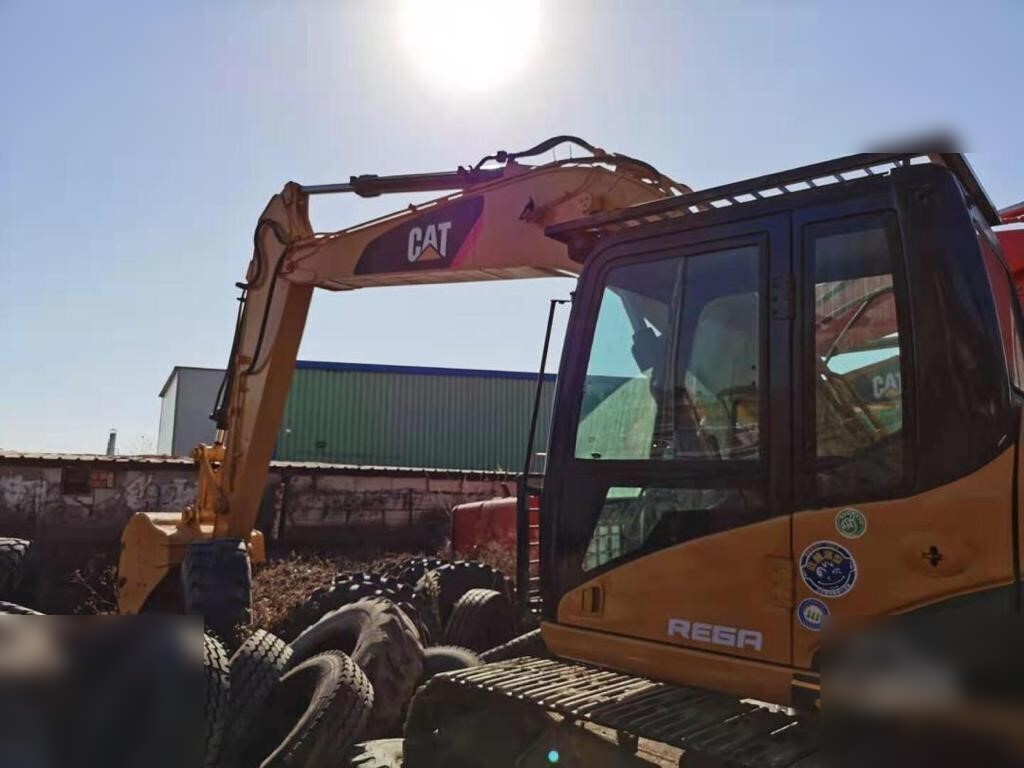 CATERPILLAR 315DL - Crawler excavator: picture 1 CATERPILLAR 315DL - Crawler excavator: picture 1