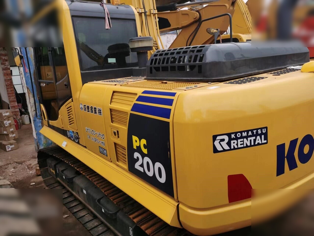 KOMATSU PC200 - Crawler excavator: picture 2 KOMATSU PC200 - Crawler excavator: picture 2
