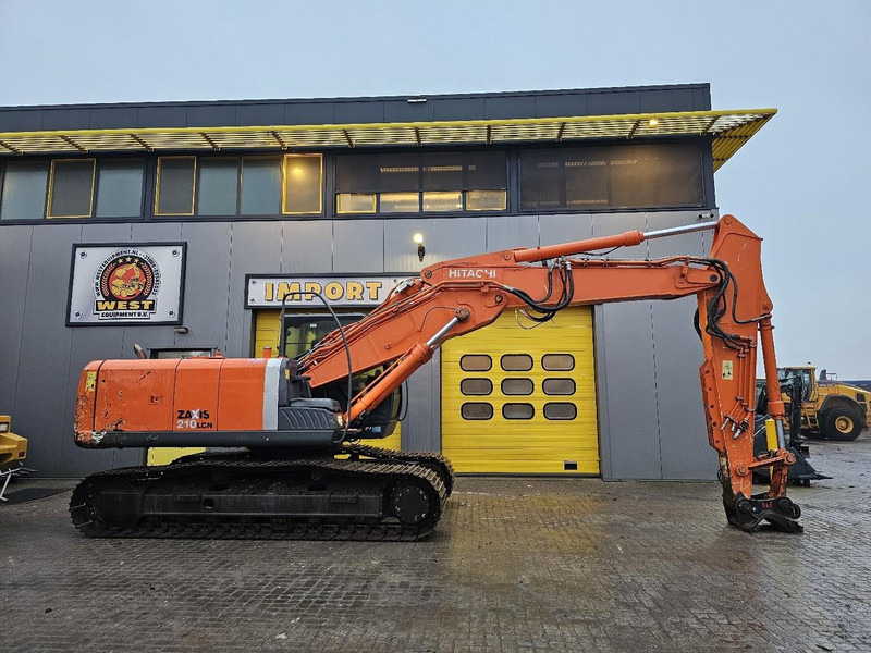 Excavator Hitachi ZX210LCN-3: picture 5
