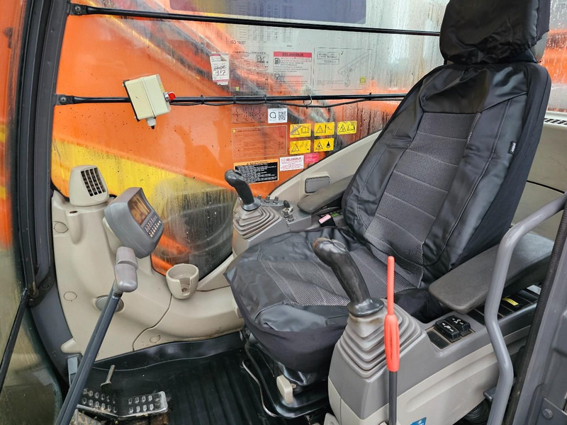 Excavator Hitachi ZX210LCN-3: picture 17