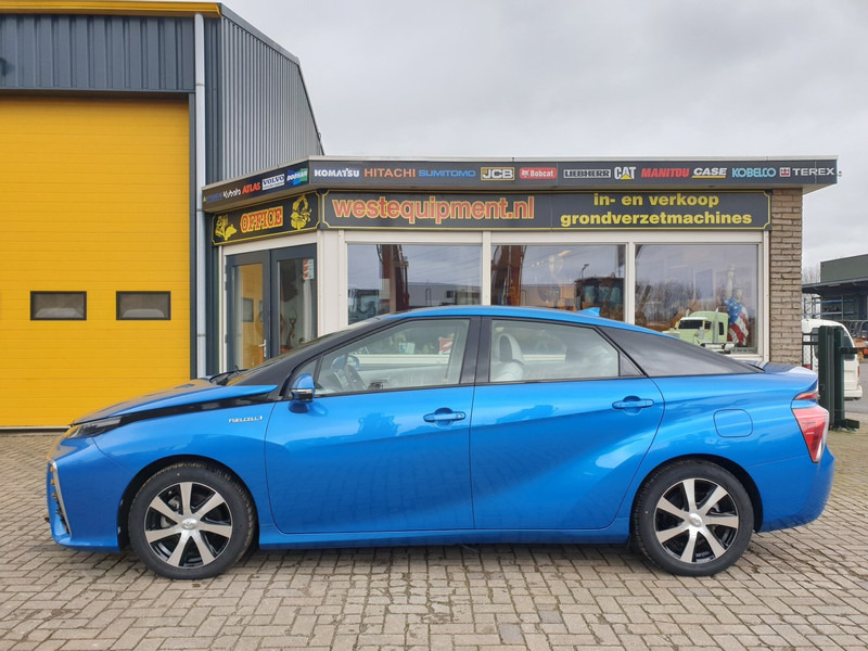 Toyota Mirai - Sedan: picture 1 Toyota Mirai - Sedan: picture 1
