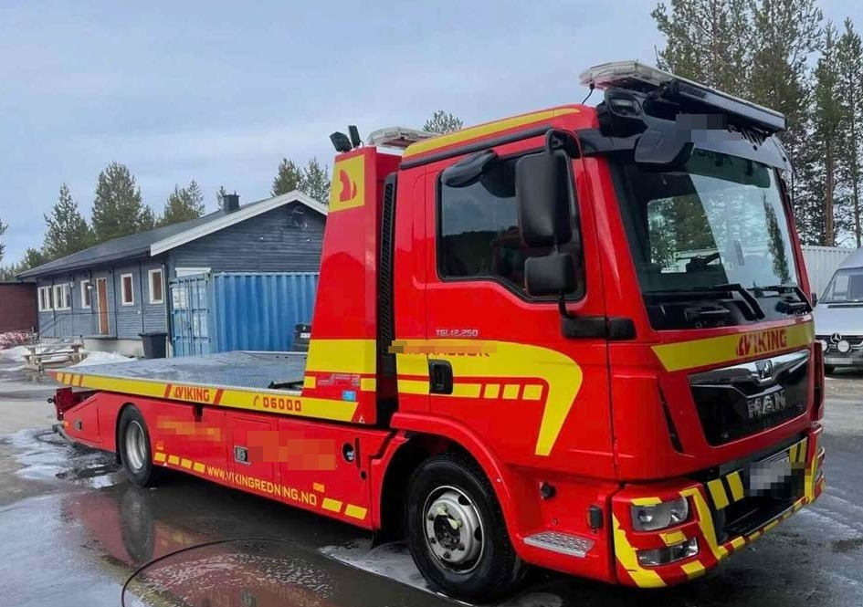 MAN TGL 12.250 4x2 Manual Nordic Edition 2x Winch Brille - Tow truck: picture 1 MAN TGL 12.250 4x2 Manual Nordic Edition 2x Winch Brille - Tow truck: picture 1