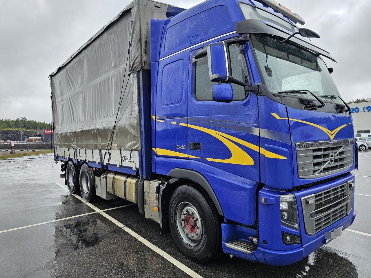 Volvo FH16 540 6x4 - Curtain side truck: picture 3 Volvo FH16 540 6x4 - Curtain side truck: picture 3
