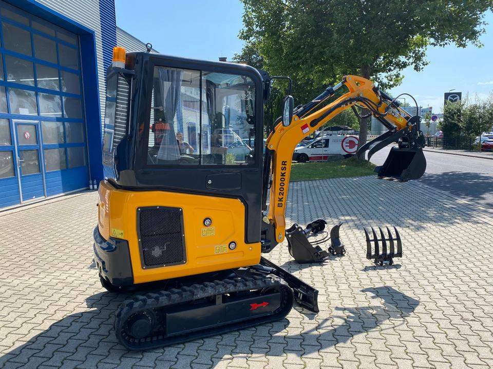 Minibagger BK2000KSR inkl. Zubehörpaket *INKL.19% MWST*BERGER KRAUS*YANMAR*SCHWENKARM* VERSTELLFAHRWERK* - Mini excavator: picture 5 Minibagger BK2000KSR inkl. Zubehörpaket *INKL.19% MWST*BERGER KRAUS*YANMAR*SCHWENKARM* VERSTELLFAHRWERK* - Mini excavator: picture 5