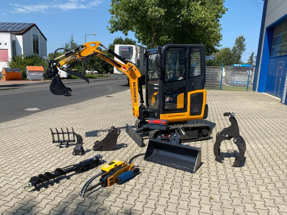 Minibagger BK2000KSR inkl. Zubehörpaket *INKL.19% MWST*BERGER KRAUS*YANMAR*SCHWENKARM* VERSTELLFAHRWERK* - Mini excavator: picture 3 Minibagger BK2000KSR inkl. Zubehörpaket *INKL.19% MWST*BERGER KRAUS*YANMAR*SCHWENKARM* VERSTELLFAHRWERK* - Mini excavator: picture 3