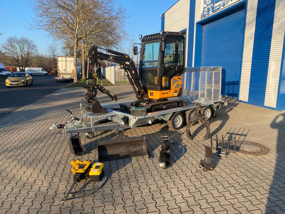 Minibagger BK2000NKSR + Tieflader + Zubehör *INKL.19% MWST*BERGER KRAUS*KUBOTA* KLIMA*SCHWENKARM*VERSTELLFAHRWERK* - Mini excavator: picture 1 Minibagger BK2000NKSR + Tieflader + Zubehör *INKL.19% MWST*BERGER KRAUS*KUBOTA* KLIMA*SCHWENKARM*VERSTELLFAHRWERK* - Mini excavator: picture 1