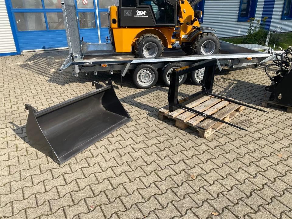 Radlader/Hoflader BK906 Kabine inkl. Tieflader und großem Zubehörpaket *INKL.19% MWST*BERGER KRAUS*PERKINS*CE*SOFORT!* - Compact loader: picture 4 Radlader/Hoflader BK906 Kabine inkl. Tieflader und großem Zubehörpaket *INKL.19% MWST*BERGER KRAUS*PERKINS*CE*SOFORT!* - Compact loader: picture 4