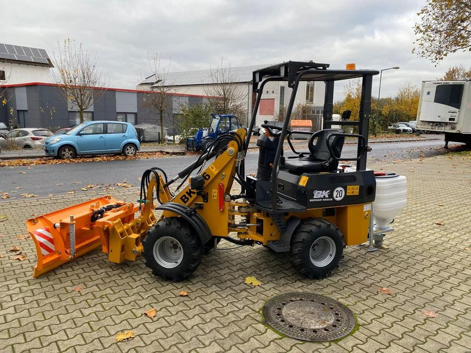 Radlader/Hoflader BK906 inkl. Winter-Komplettpaket *INKL.19% MWST.*BERGER KRAUS*PERKINS* EURO*SOFORT!* - Compact loader: picture 5 Radlader/Hoflader BK906 inkl. Winter-Komplettpaket *INKL.19% MWST.*BERGER KRAUS*PERKINS* EURO*SOFORT!* - Compact loader: picture 5