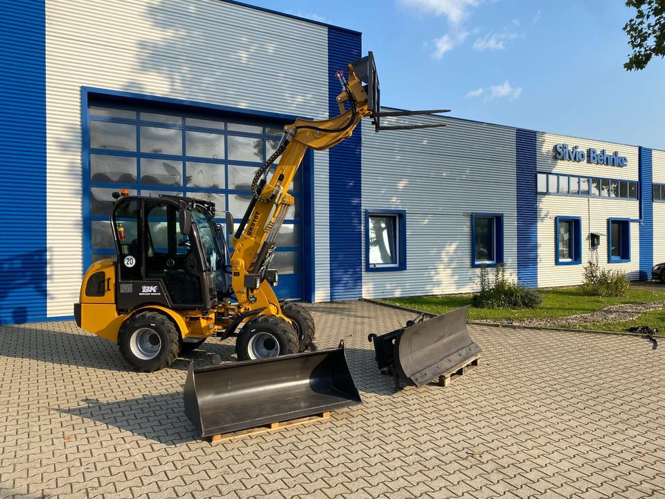 Teleskoplader/Radlader BK810T inkl. Schneeschild *INKL.19% MWST*BERGER KRAUS*KUBOTA*EURO*CE* - Compact loader: picture 2 Teleskoplader/Radlader BK810T inkl. Schneeschild *INKL.19% MWST*BERGER KRAUS*KUBOTA*EURO*CE* - Compact loader: picture 2