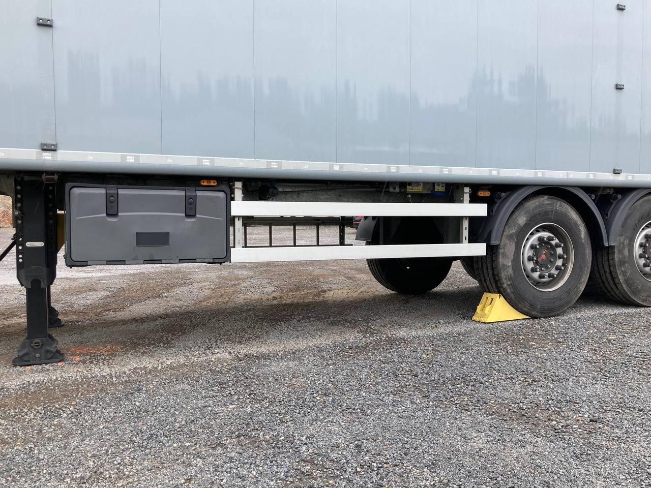 Walking floor semi-trailer KRAKER CF-Z: picture 10