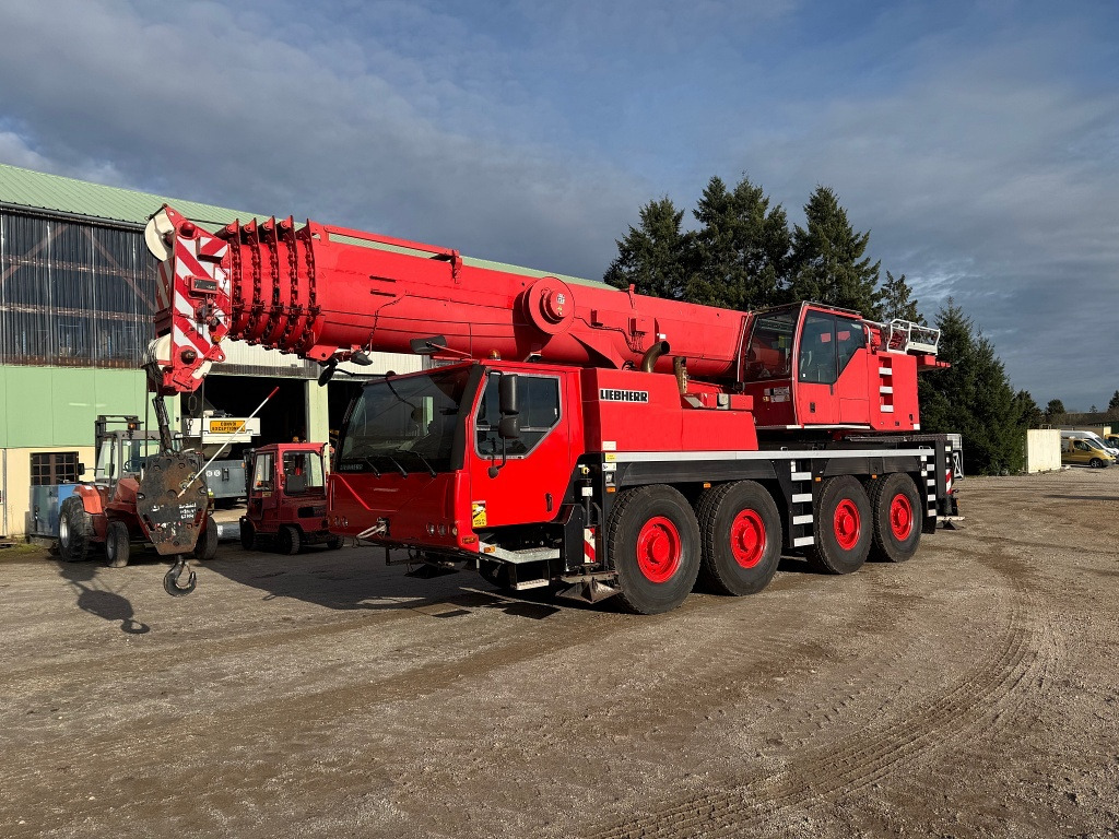 LIEBHERR LTM 1090-4.1 - Mobile crane: picture 1 LIEBHERR LTM 1090-4.1 - Mobile crane: picture 1