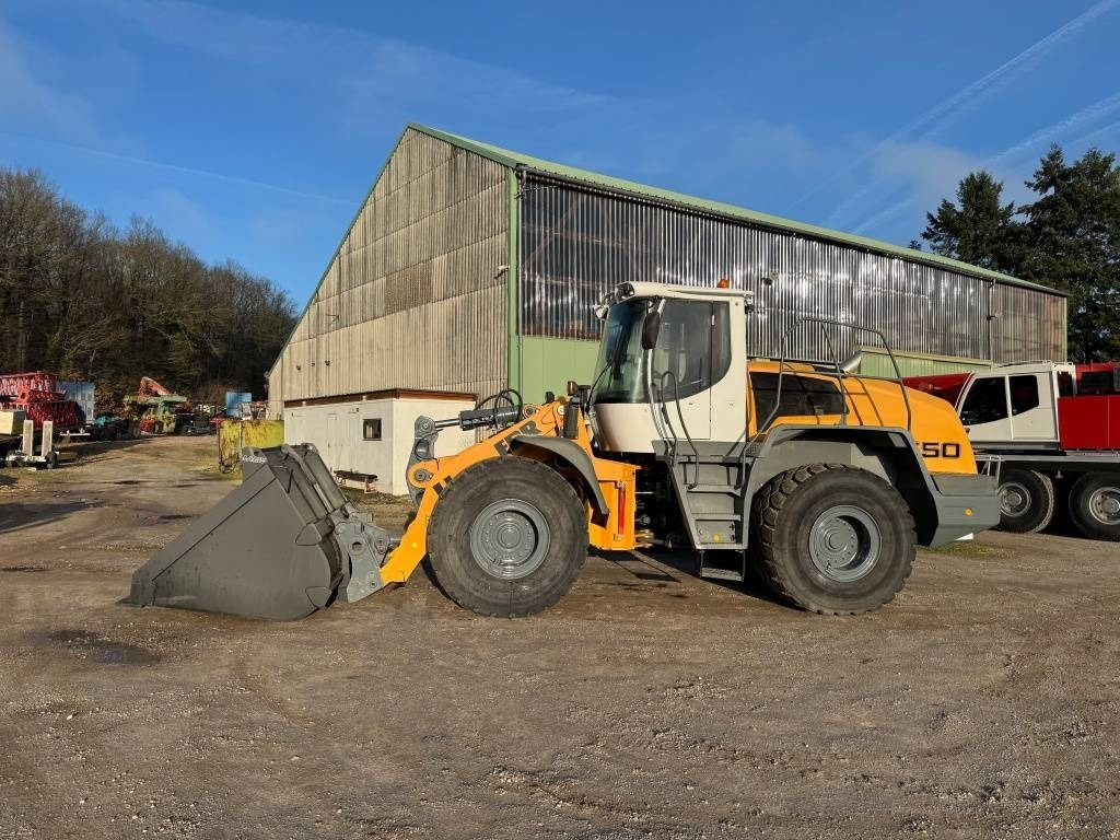Liebherr L 550 - Wheel loader: picture 3 Liebherr L 550 - Wheel loader: picture 3