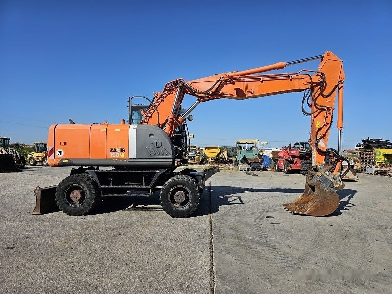 Hitachi ZX190W-3 - Wheel excavator: picture 4 Hitachi ZX190W-3 - Wheel excavator: picture 4
