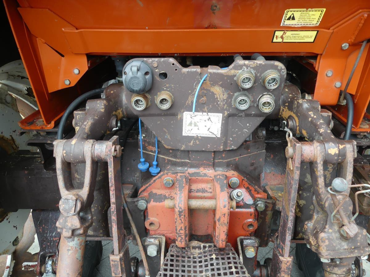 Farm tractor Fiat 160-90 DT: picture 11