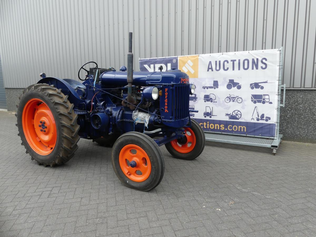 Fordson 27N - Farm tractor: picture 1 Fordson 27N - Farm tractor: picture 1
